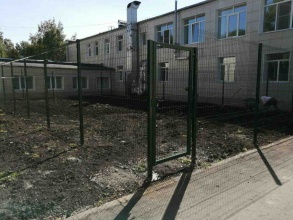3D заборы для школы 15 метров фото в Щёлково
