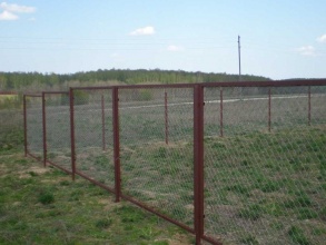 Забор из сетки рабицы в натяг секционный 12 метров фото в Щёлково